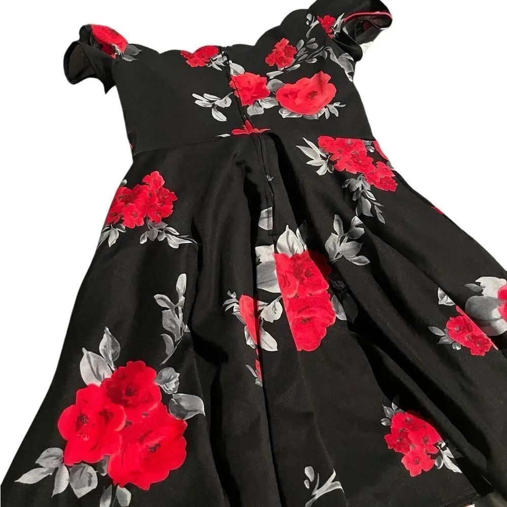 B Darlin size 7/8 Floral Black and Red Kids Dress lined excellent condition